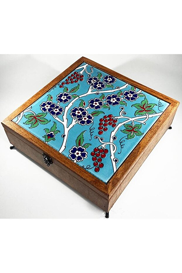 صندوق عنب خشبي منقوش - 1