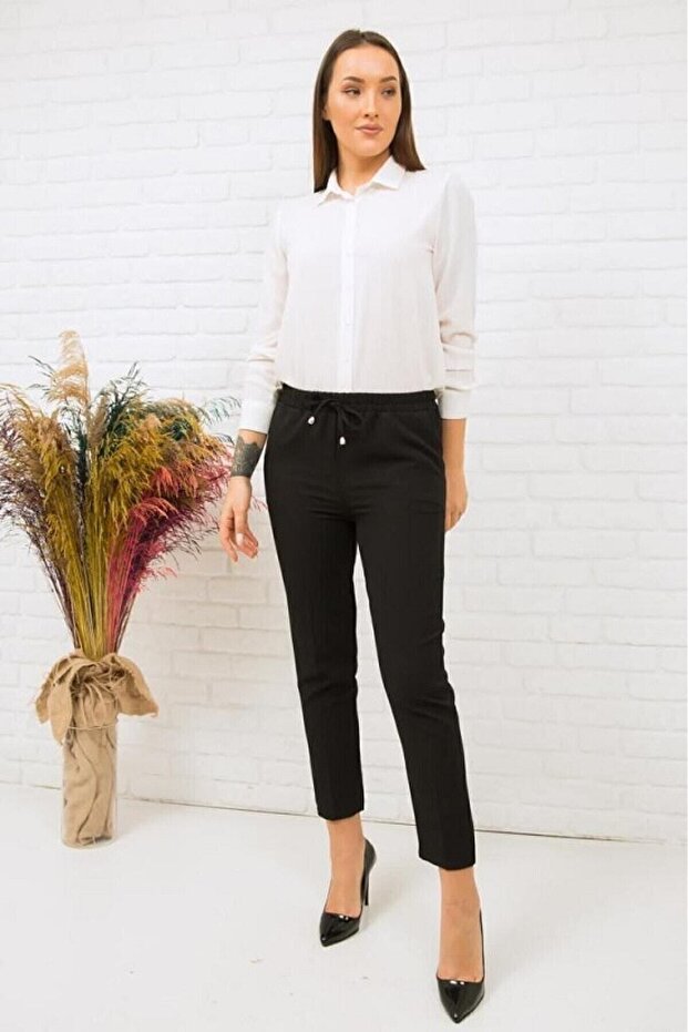 Women's Black Elastic Waist Carrot Cut Pencil Pants