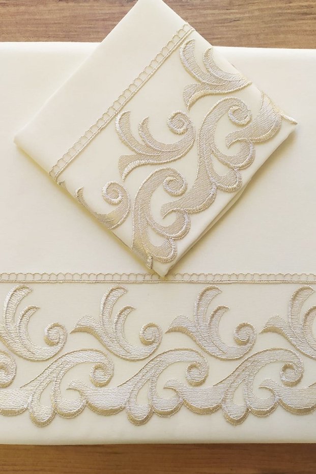 French Guipure Lace Belinda Duvet Cover Set 6 Pieces Cream Cappuccino