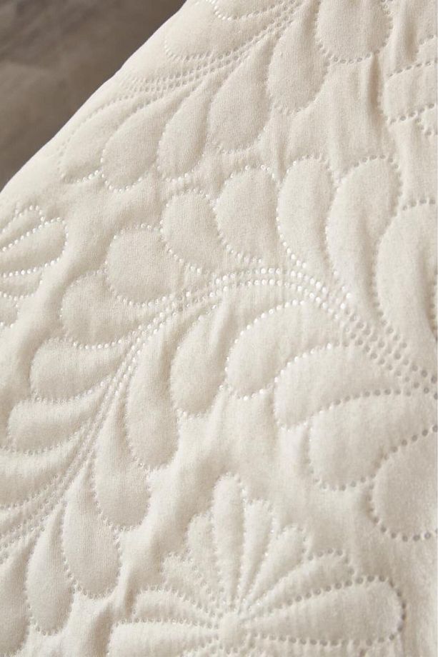 Ultrasonik Kapitoneli Ivory Tek Kişilik Yatak Örtüsü Bej - 5