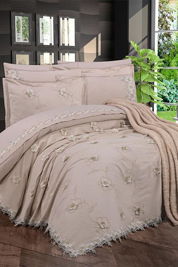 Pamukkale Chenille Embroidered 10 Piece Bridal Set Beige