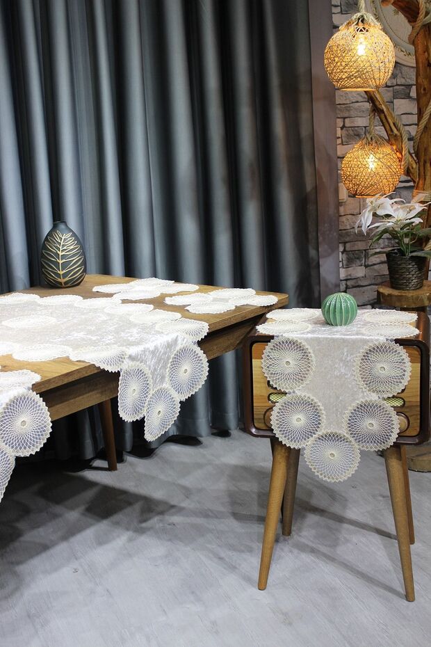 Sun Velvet 5 Piece Living Room Set Cappucino