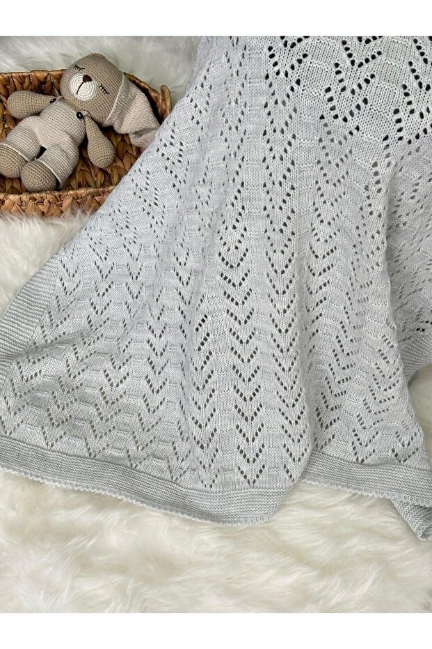 (with Booties Gift) Newborn Perforated Knitwear Baby Blanket