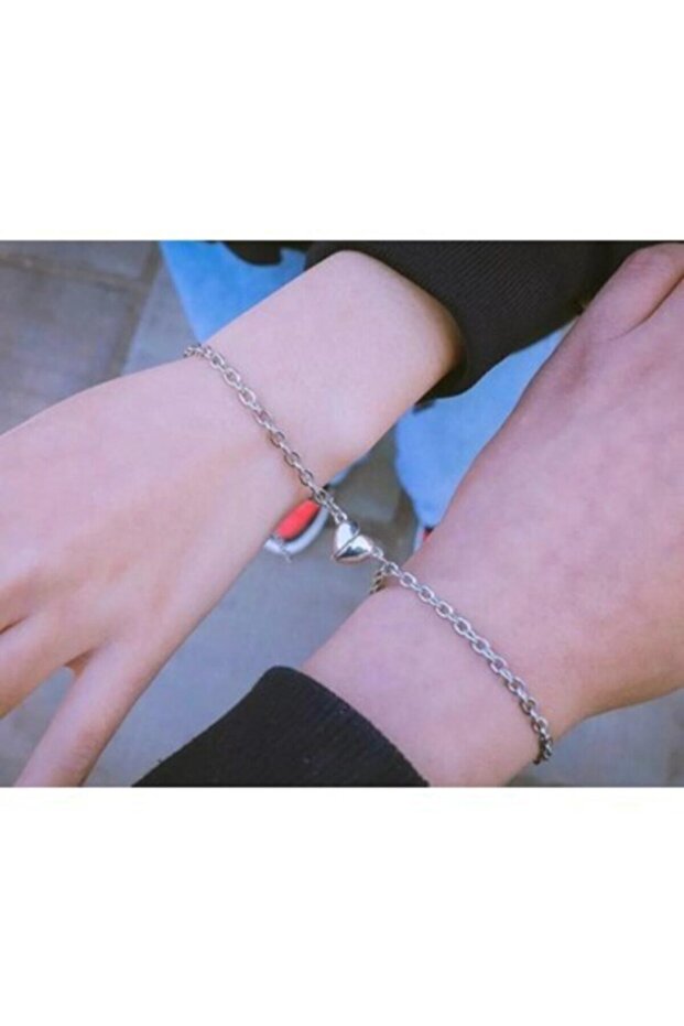 سوار الحب على شكل قلب مغناطيسي (قطعة واحدة)