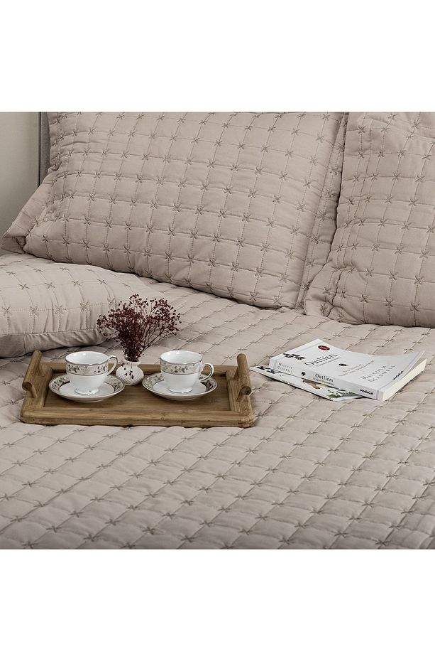 Yıldız Çift Kişilik Kapitoneli Yatak Örtüsü Cappucino - 9