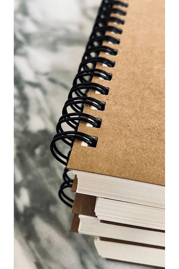 A5 Kraft Kapaklı Spiralli Çizgisiz Defter 100 Yaprak - 6