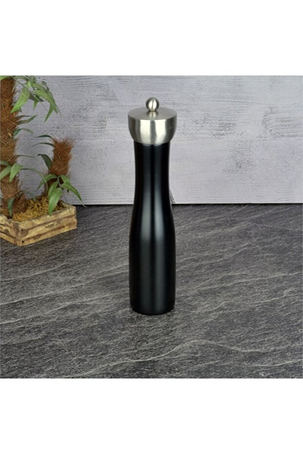 Wooden Pepper Mill