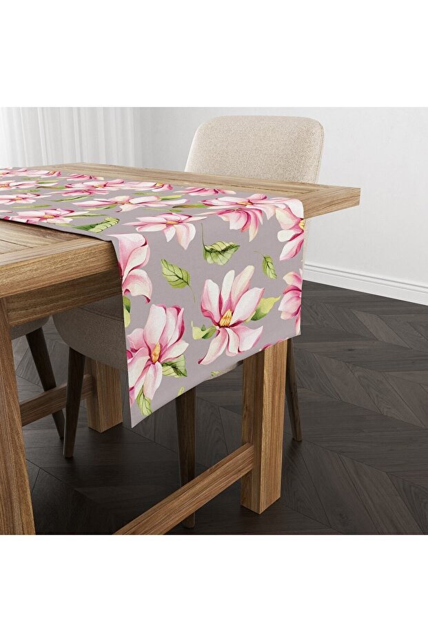 Flower Patterned Runner Model - 1