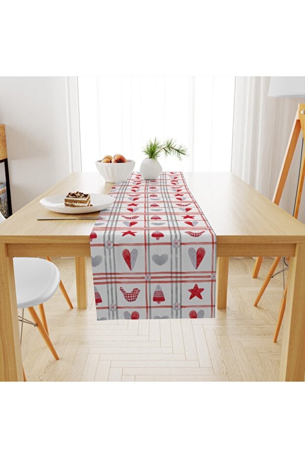 Christmas Patterned Runner Model - 2