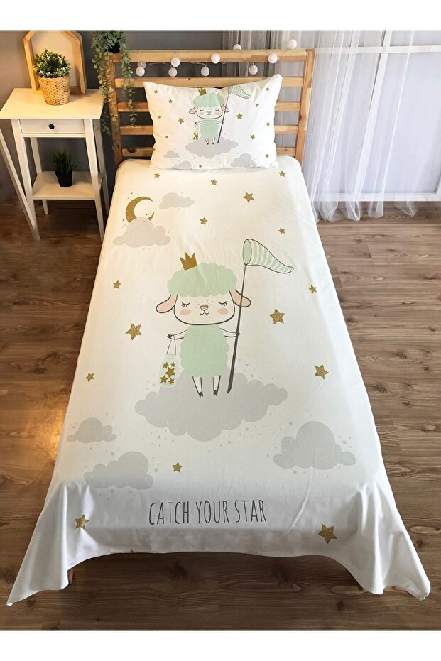 Lamb Patterned Single Velvet Bedspread - white - 1