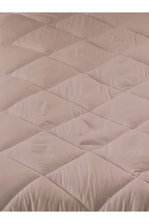 Single Geometric Patterned Quilted Sleeping Set - 2