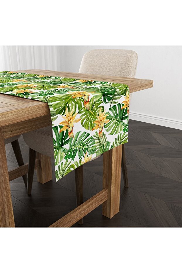 Flower Patterned Runner Model - 1