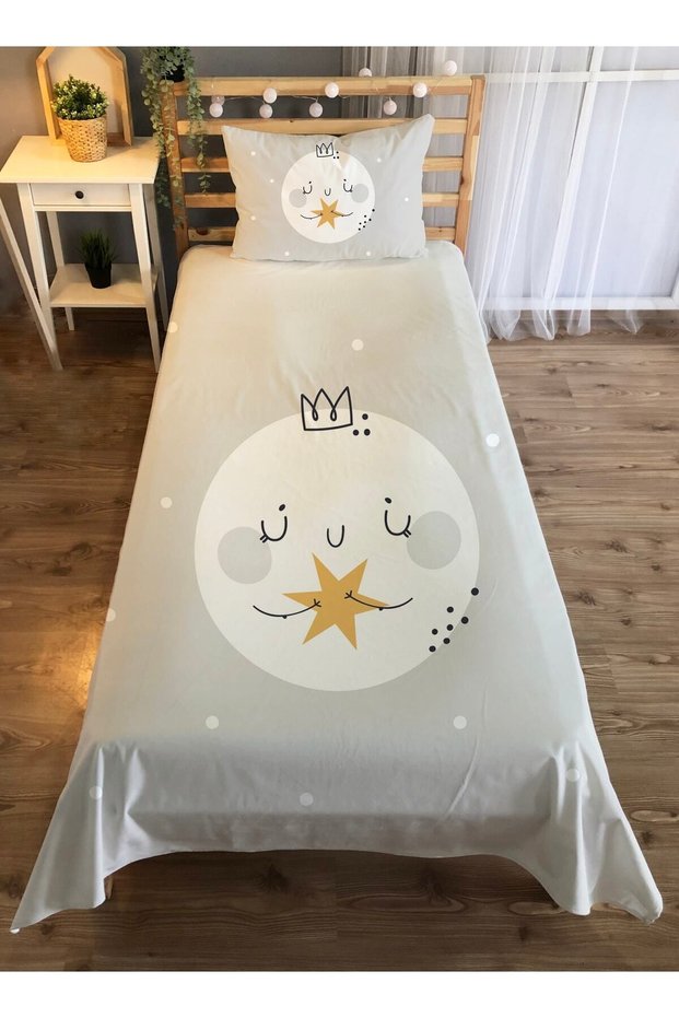 Evmila Decorative Moon Patterned Children's Bedspread