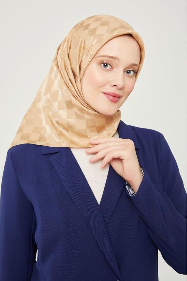 الجاكار وشاح نمط الشطرنج - 1