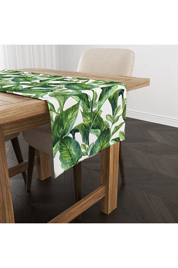 Flower Patterned Runner Model - 1