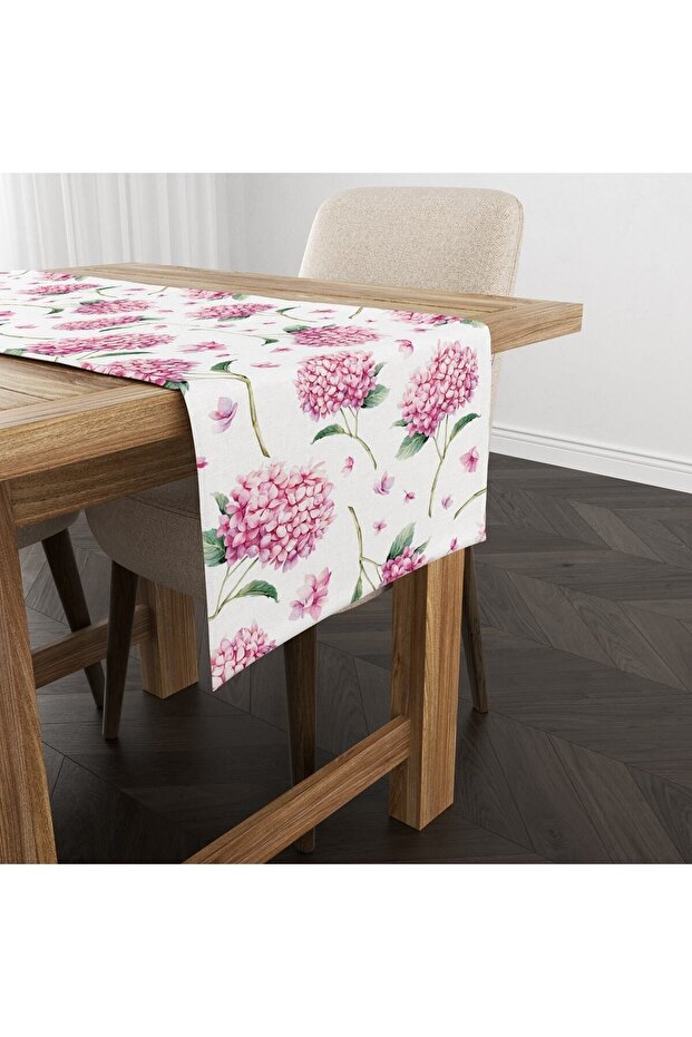 Çiçek Desenli Runner Modeli - 1