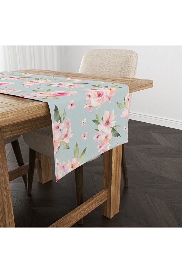Flower Patterned Runner Model - 1