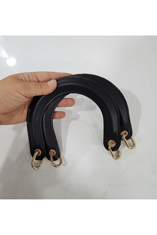 التعامل مع حقيبة U سوداء