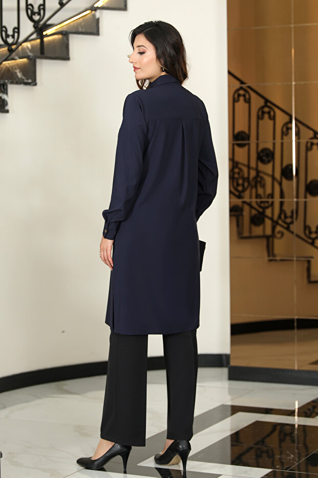 تونيك طويل بأزرار وشق مقاس كبير - 3