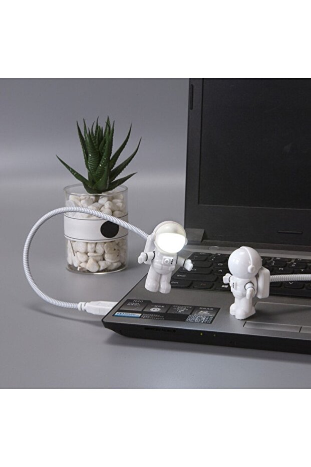 Astronot Usb Led Gece Lambası