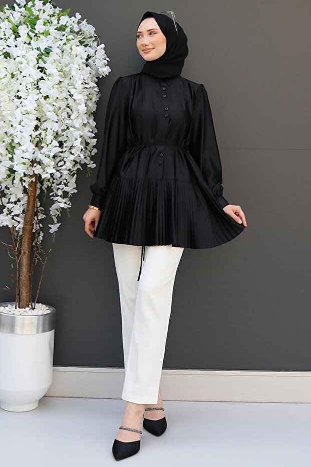 Six Pleated Shirt Black