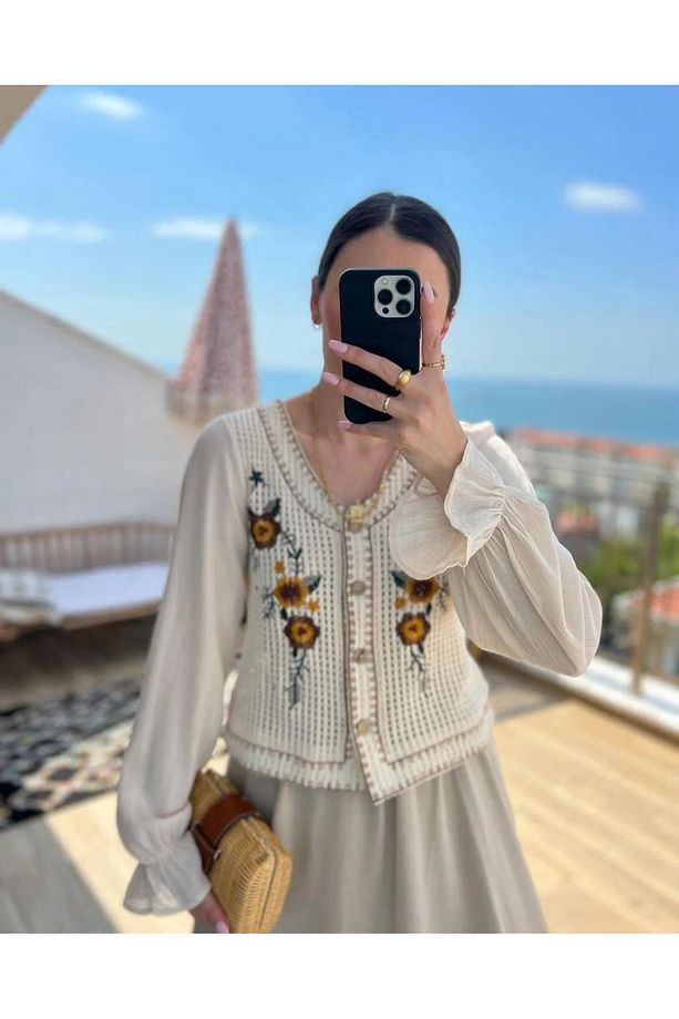 Çiçekli Balon Kol Soft Hırka - 2