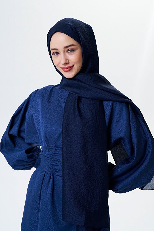 شال سلسلة الأورجانزا الماسية