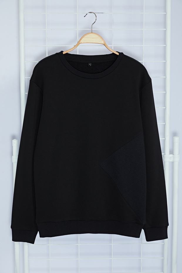Siyah Regular/Normal Kesim Dokulu Panel Detaylı Basic Sweatshirt TMNAW25SW00149 - 6