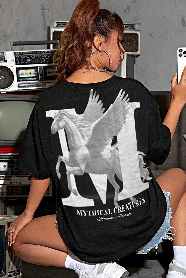 Women's Mythical Pegasus Printed Black Crew Neck Oversize Loose T-Shirt