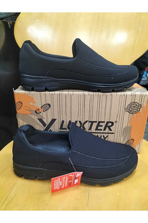 Daily Comfortable Cloth Sports Shoes