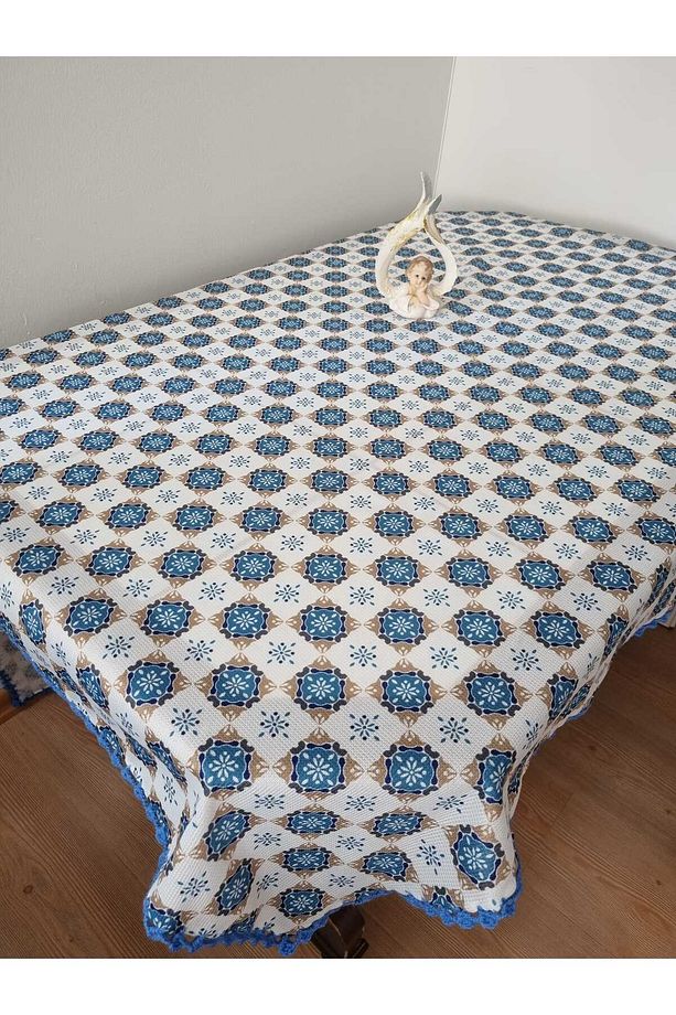 150x150cm El Örgüsü Dantelli Dertsiz Mavi Desenli Sofra Bezi / Masa Örtüsü - 1