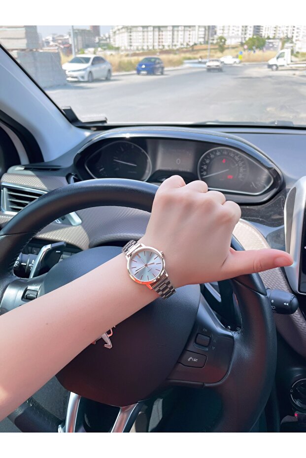 ŞIK KADIN KOL SAATİ - 1