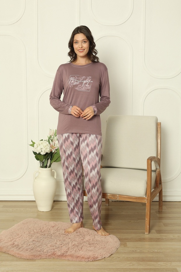 Plum Color Floral Print Pajamas Set with Long Sleeve Crew Neck