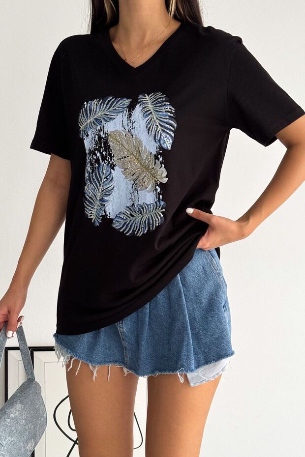 Woman's Black V-Neck Large Size Feather Sequined 100% Cotton Large Size T-Shirt