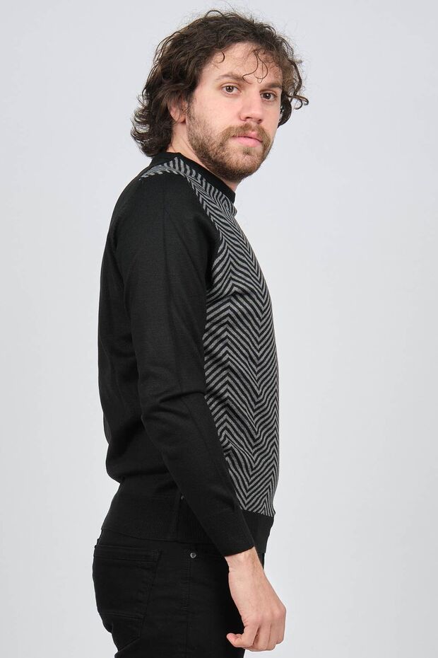 Men's Black Crew Neck Patterned Wool Sweater - 4