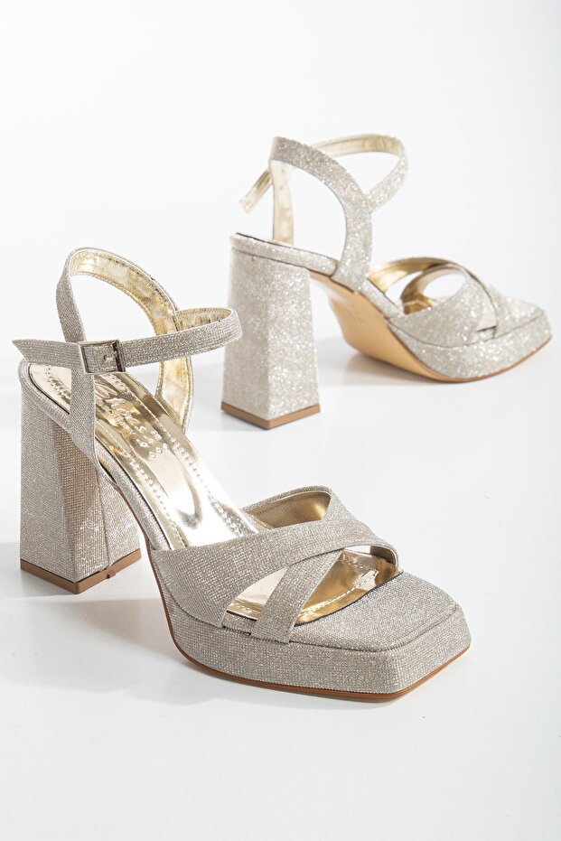 Women's Glittery Material Heeled Sandals