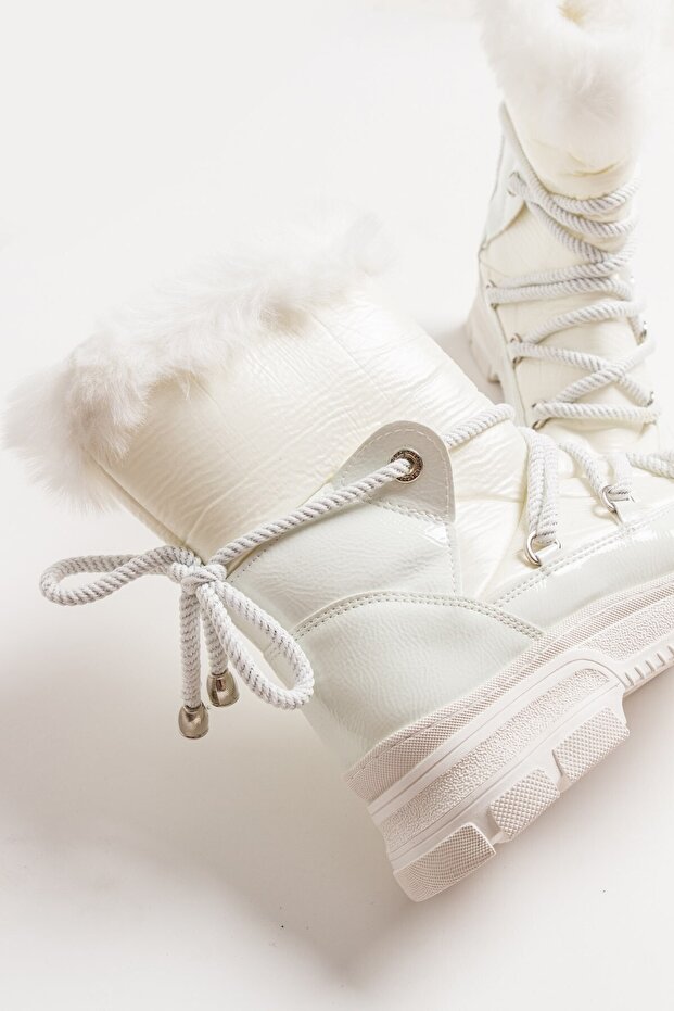 23 fehér női csizma - 4