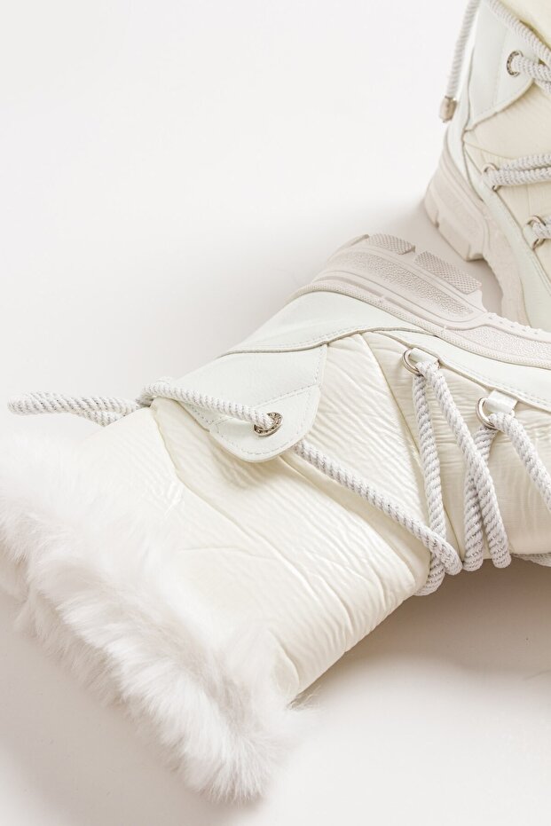 23 fehér női csizma - 5