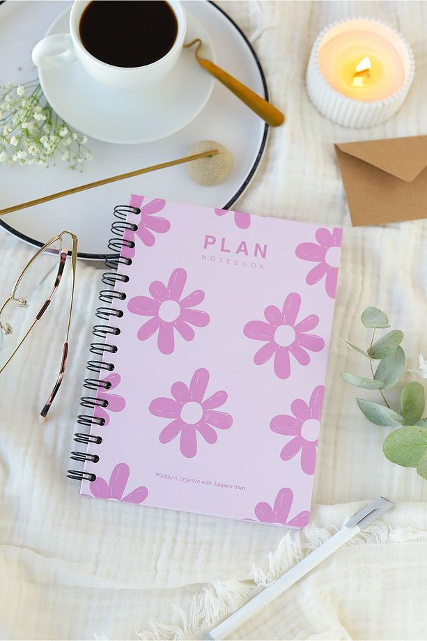 Süresiz Planlayıcı Ajanda A5 Spiralli Pembe Çiçekler Renkli Tasarım - 3
