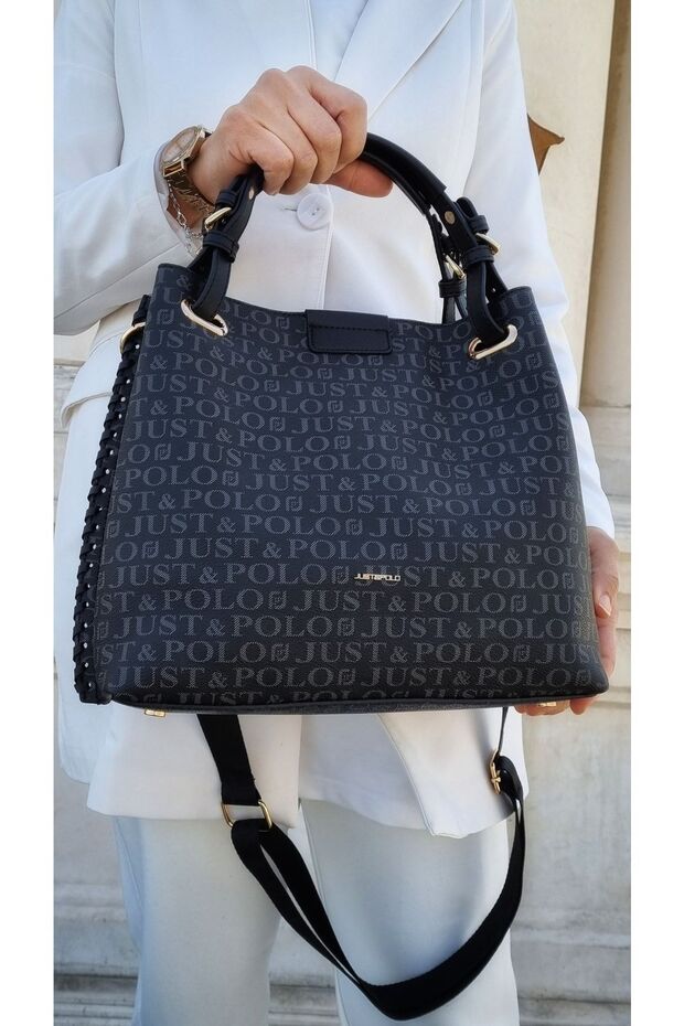 Women's Knitted Hand and Shoulder Bag
