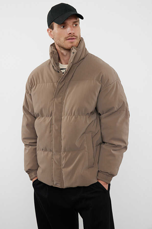 Açık Kahverengi Oversize Fit Dik Yaka Kışlık Şişme Mont TMNAW24MO00012 - 3