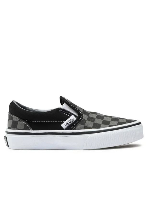 UY Classic Slip-On - 1