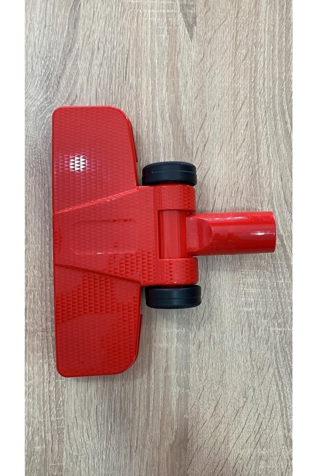 جهاز كنس أحمر P1500 - 1