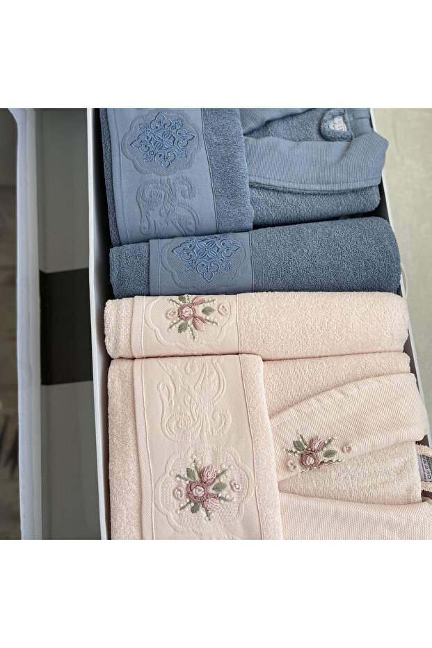 Nakışlı 6 Parça Bornoz Seti - 1