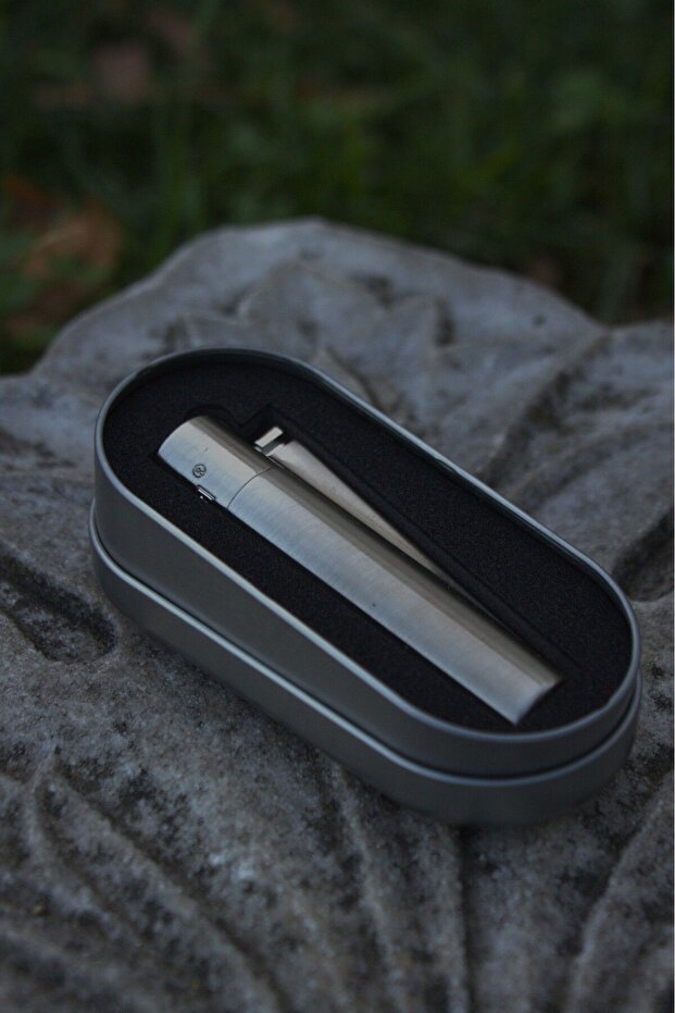 Mat Gümüş Taşlı Çakmak - 2