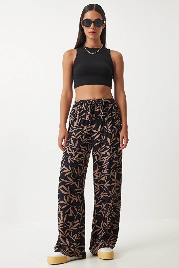 Women Regular Fit Allover Print Straight Leg Pants, Multicolor