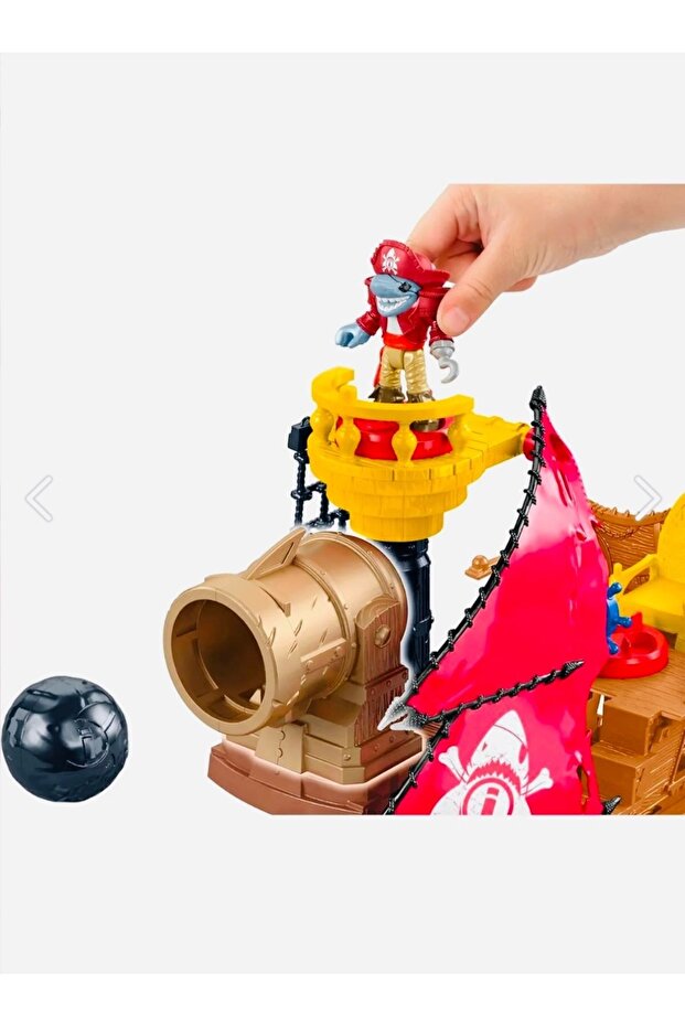 Korsan Gemisi dev boy - 6