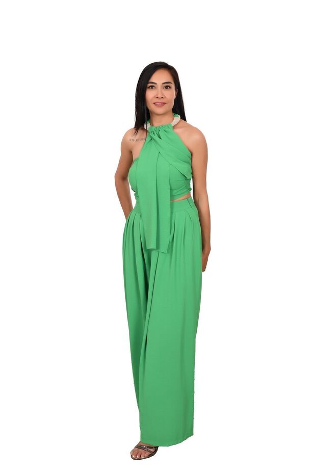Green Crop Pants and Ball Set - Wide Leg, Neck Accessory