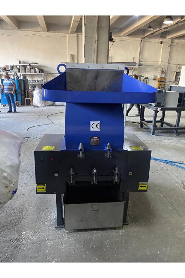 PLASTİK KIRMA MAKİNASI PLASTIC CRUSHING MACHINE - 4
