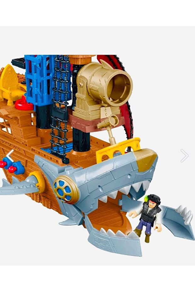 Korsan Gemisi dev boy - 5